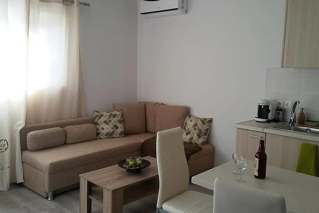 Nianthy Apartments-1