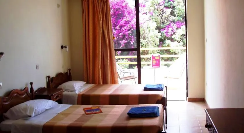 Studios Gorgona-1