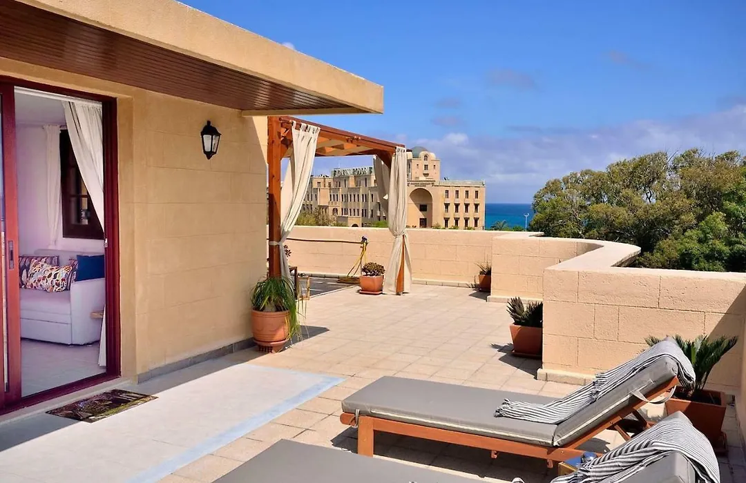 Center Penthouse - Medieval Town 10'- Beach 2'-1