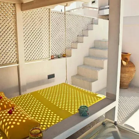 Myrtia House-3
