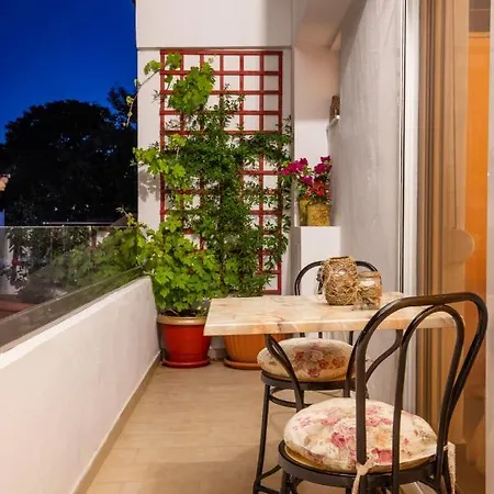 Margarita Luxury Apartment 2-2