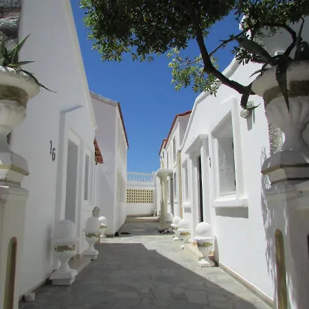 Entire Guesthouse - 27 People-3