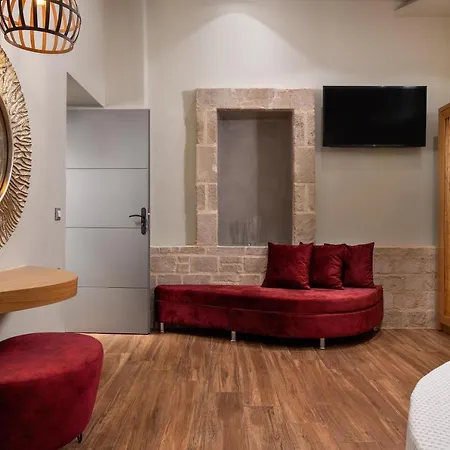 Zoe Suites-3