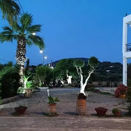 River'S Apartments-3