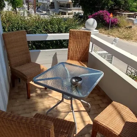 Ixian House Apartment-3