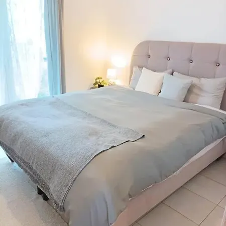 Comfy Cozy Iksia-3