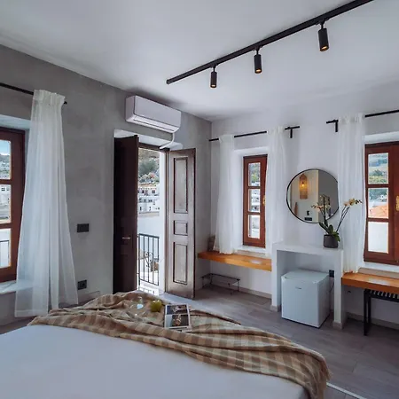 Kilistra Lindian Living-2
