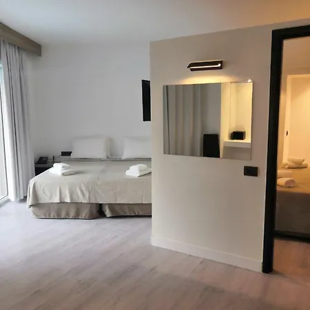 Castellum Suites-3