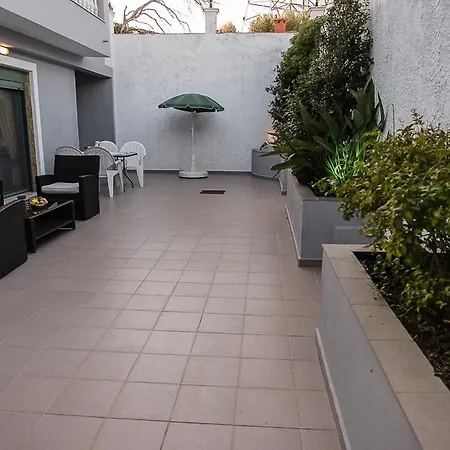 "Hier Is Het" Apartment-3