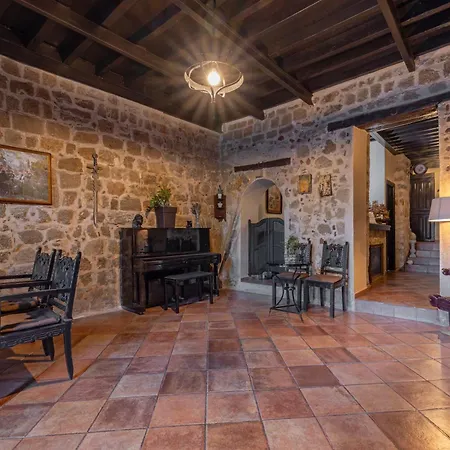 Saint Michel Boutique Hotel-3