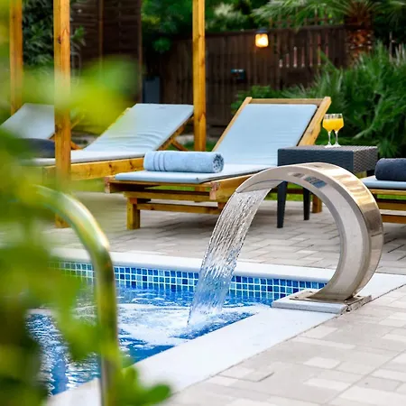 Evmar Villa-2