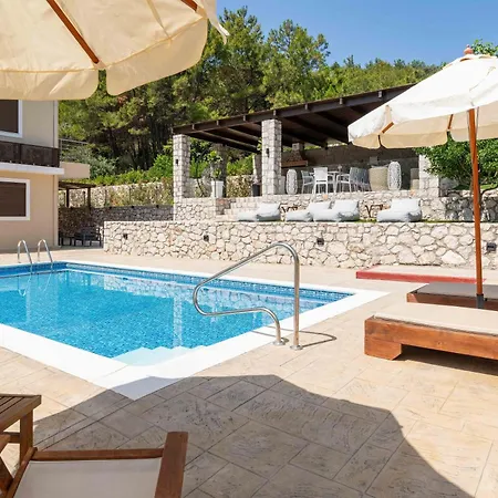Adonis Villa In Nature-3
