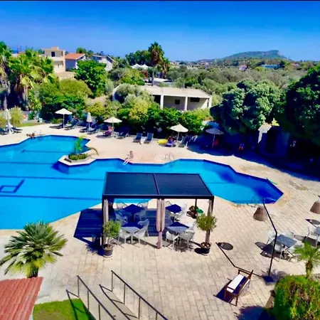 Happy Days Hotel, Adults Only-3
