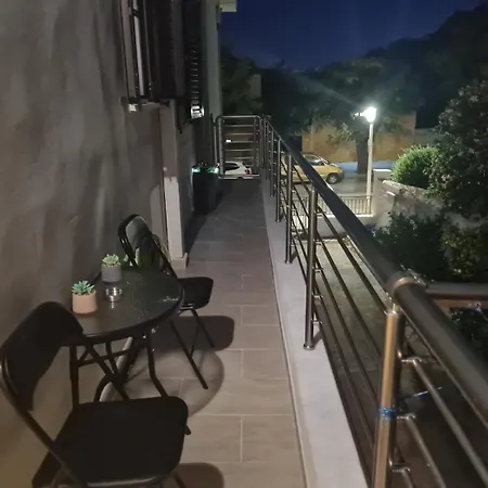 Alion House-3