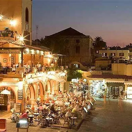 Old Town Roloi House-2