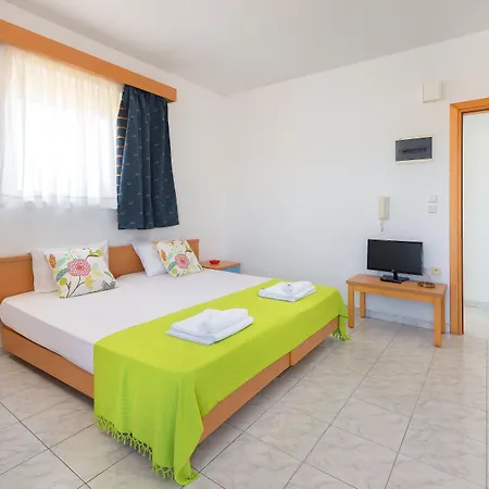 Yiannis Apartments-3