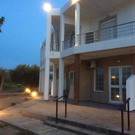 River'S Apartments-2