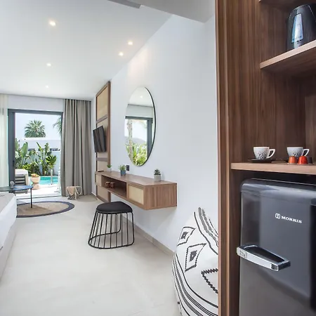 Vanik Suites-3