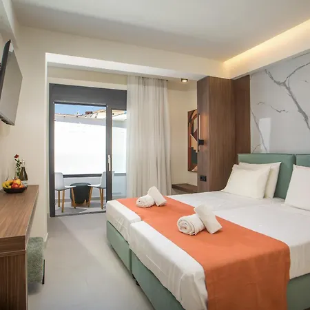 Aurora Living - Adults Only-3