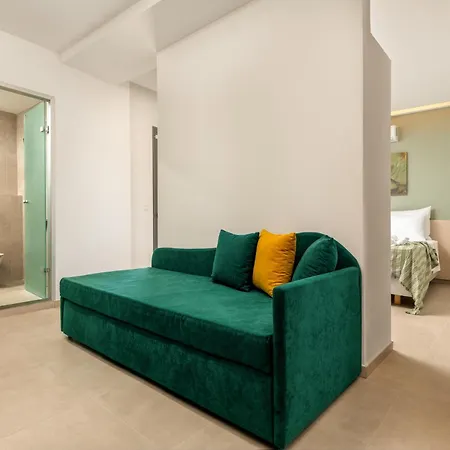 Madison Boutique, Faliraki-3