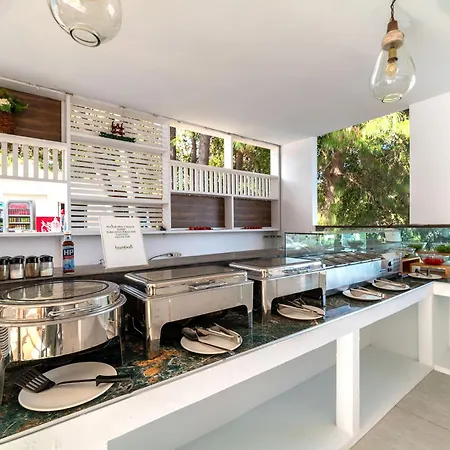 Bamboo Suites Hotel - Adults Only-3