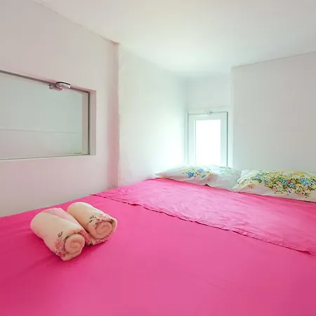 Amazing Apartment 300 Meters From The Old Town-2