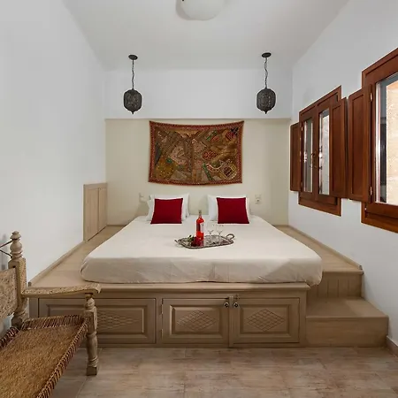 Villa Eleni With Hot Tub And Acropolis View-2
