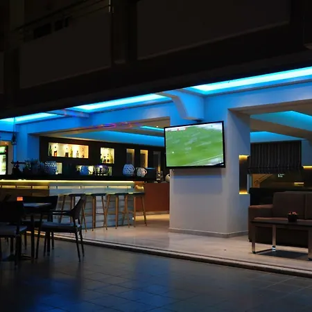 Sea Melody Beach Hotel Apartments-3