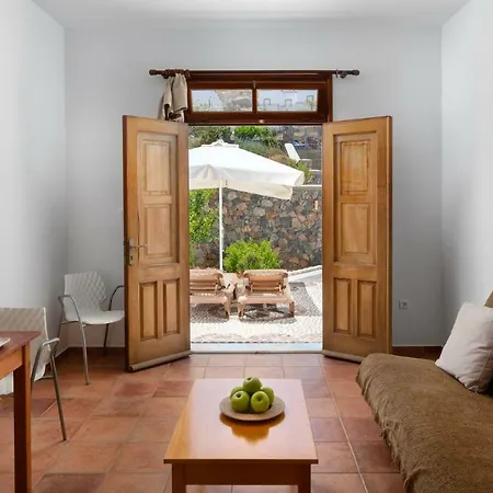 George'S Villas-3