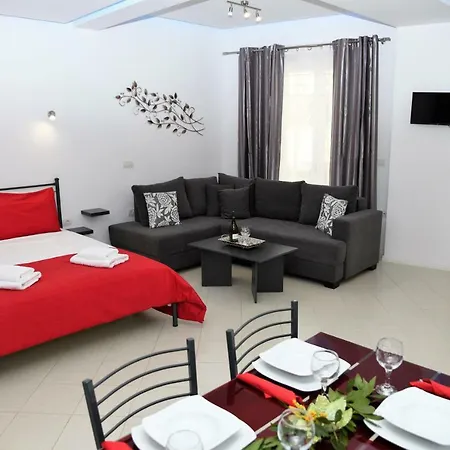 City Heart Luxury Studios-2