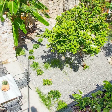 Aramis Boutique House-3