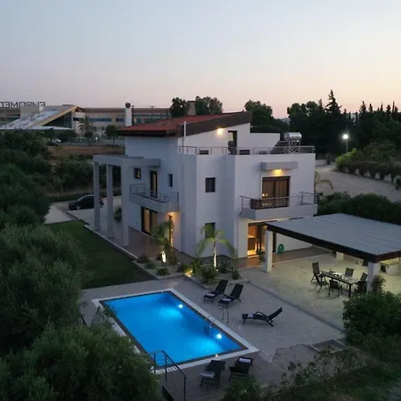 La Luna Villa-3