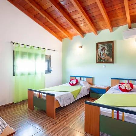 Stergios Villa-2