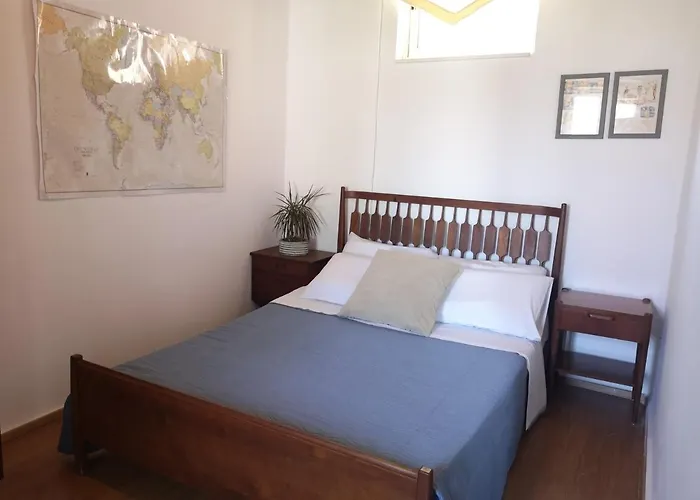 Cozy House With Flowery Courtyard In Notable Location Rhodes City