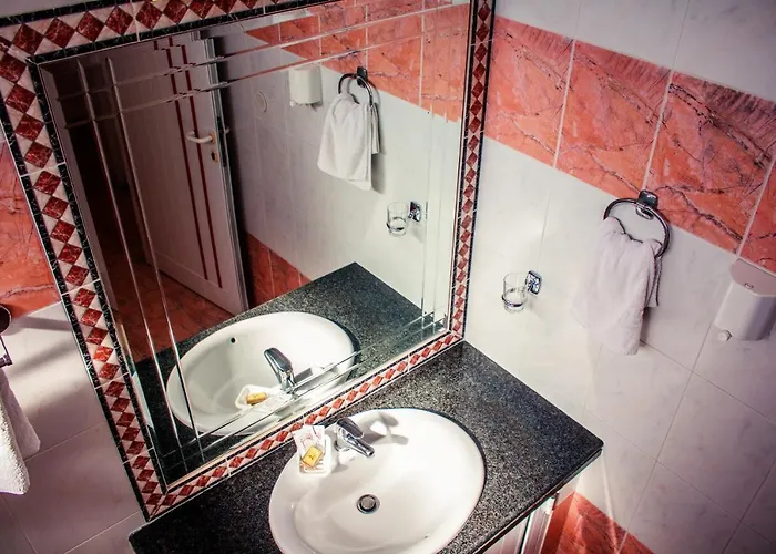Limanaki Seafront Apartments Faliraki