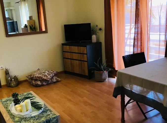 Pet friendly Matrel Home 2 Rhodes City
