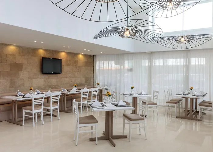 Rhodes City Dog Friendly Hotels near Palace of the Grand Master of the Knights of Rhodes