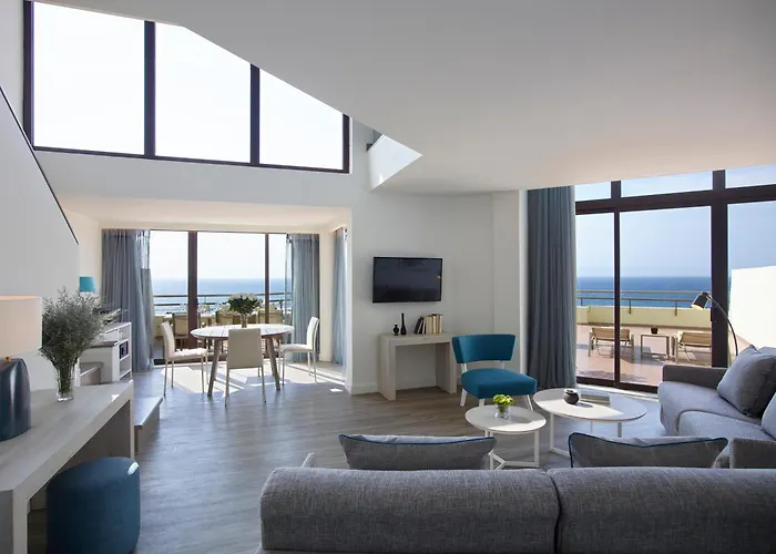 Rhodes City Cheap Hotels near Flughafen Ostende-Brügge Airport (OST)