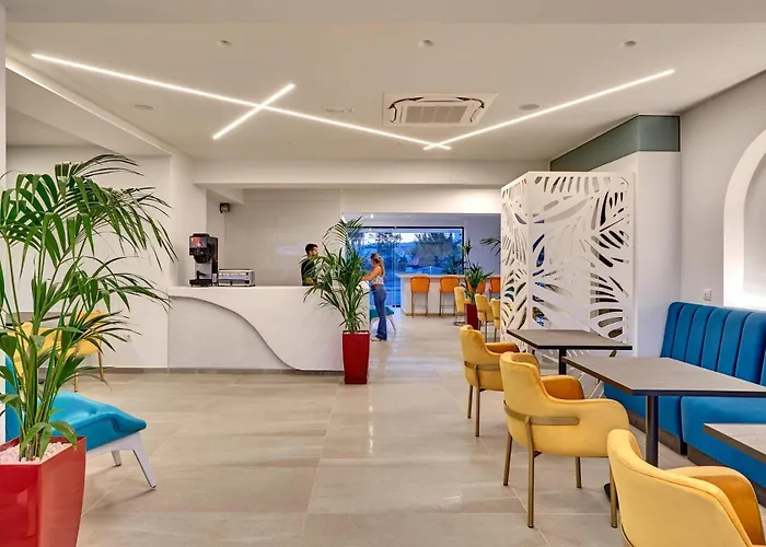 Hollywood Inn Faliraki - Adults Only