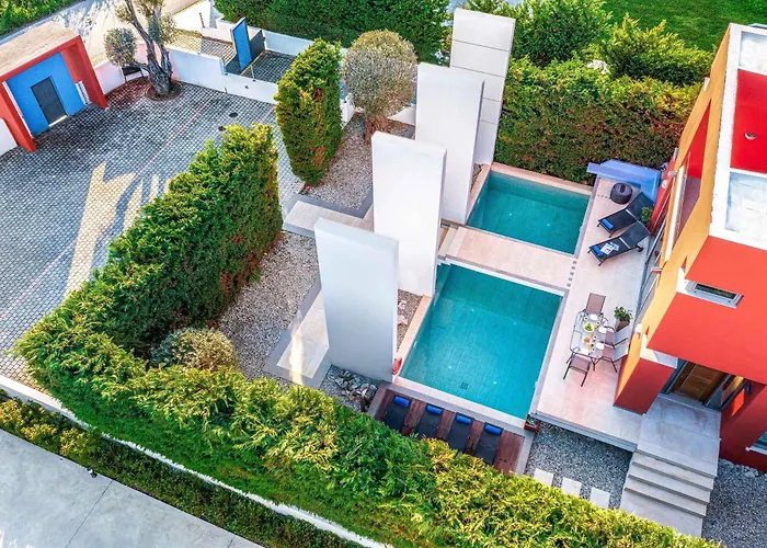 Almond Villa Ixia  con Piscina