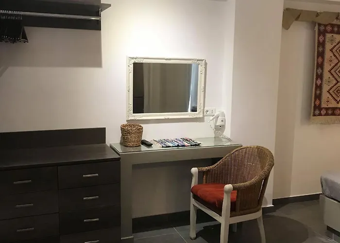 Kostas Studios Faliraki
