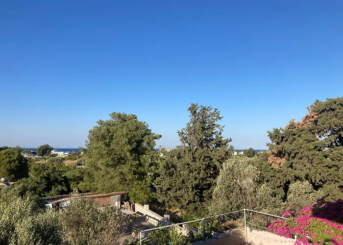 Cannon Guesthouse Faliraki