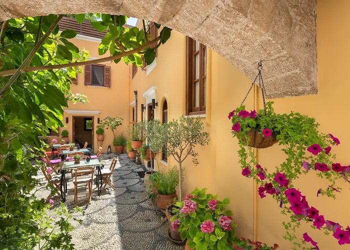 4 Sterne-Hotel-Rodos Niohori Elite Suites Boutique Hotel Rhodes City