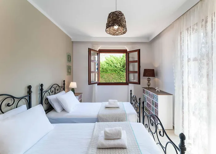 Lindos Emerald