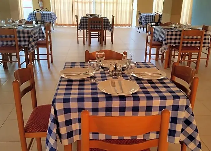 Pyrgos Hotel Kremastí