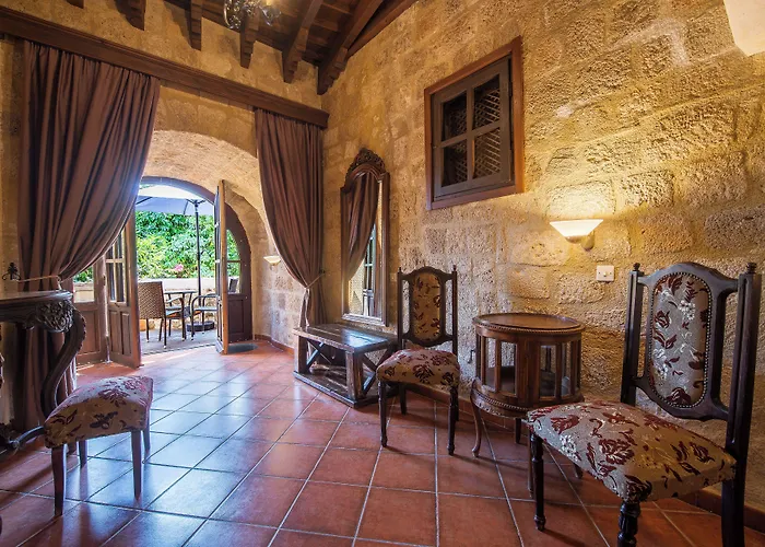 S.Nikolis' Historic Boutique Hotel Rhodes City - un Hotel de 4 estrellas