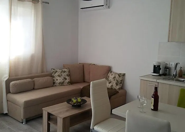 Nianthy Apartments Faliraki