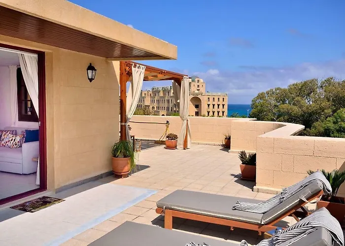 Center Penthouse - Medieval Town 10'- Beach 2' Rhodes City