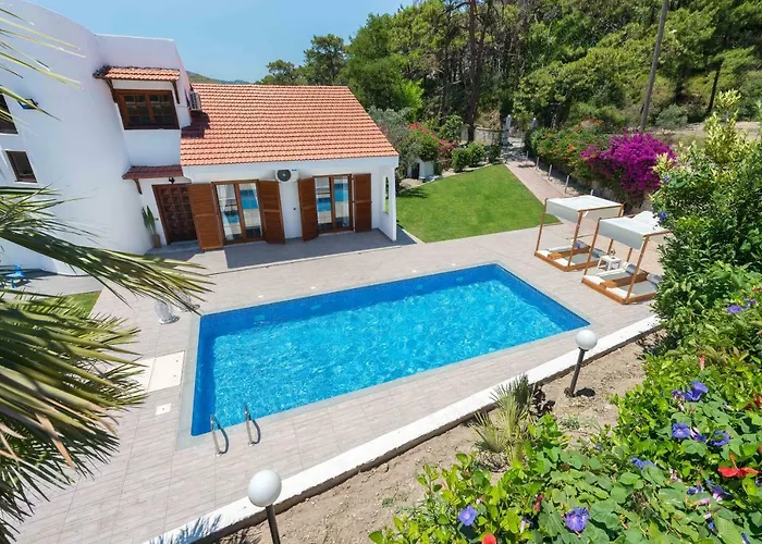Una Villa Rhodes Ixia 